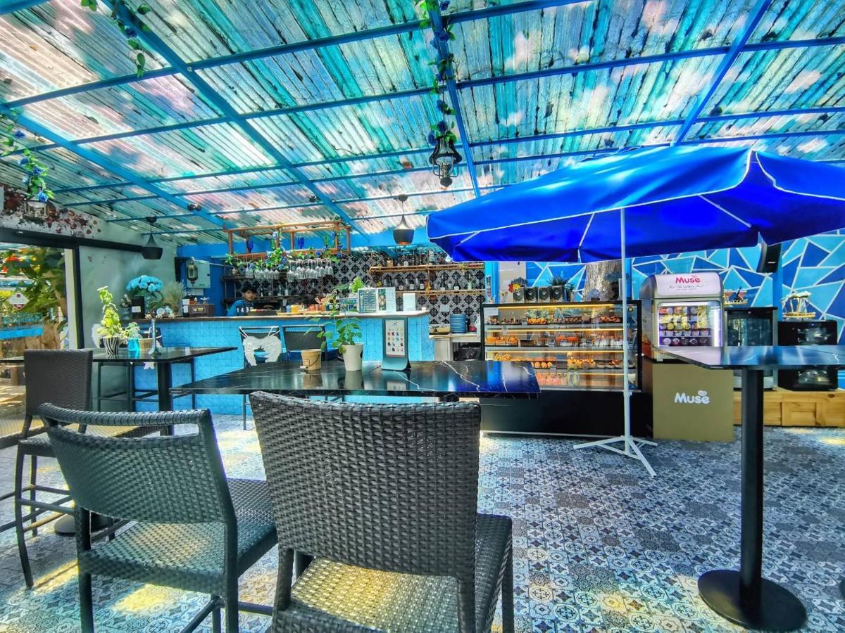 Beach Walk Boutique Resort Bang Saen Luaran gambar