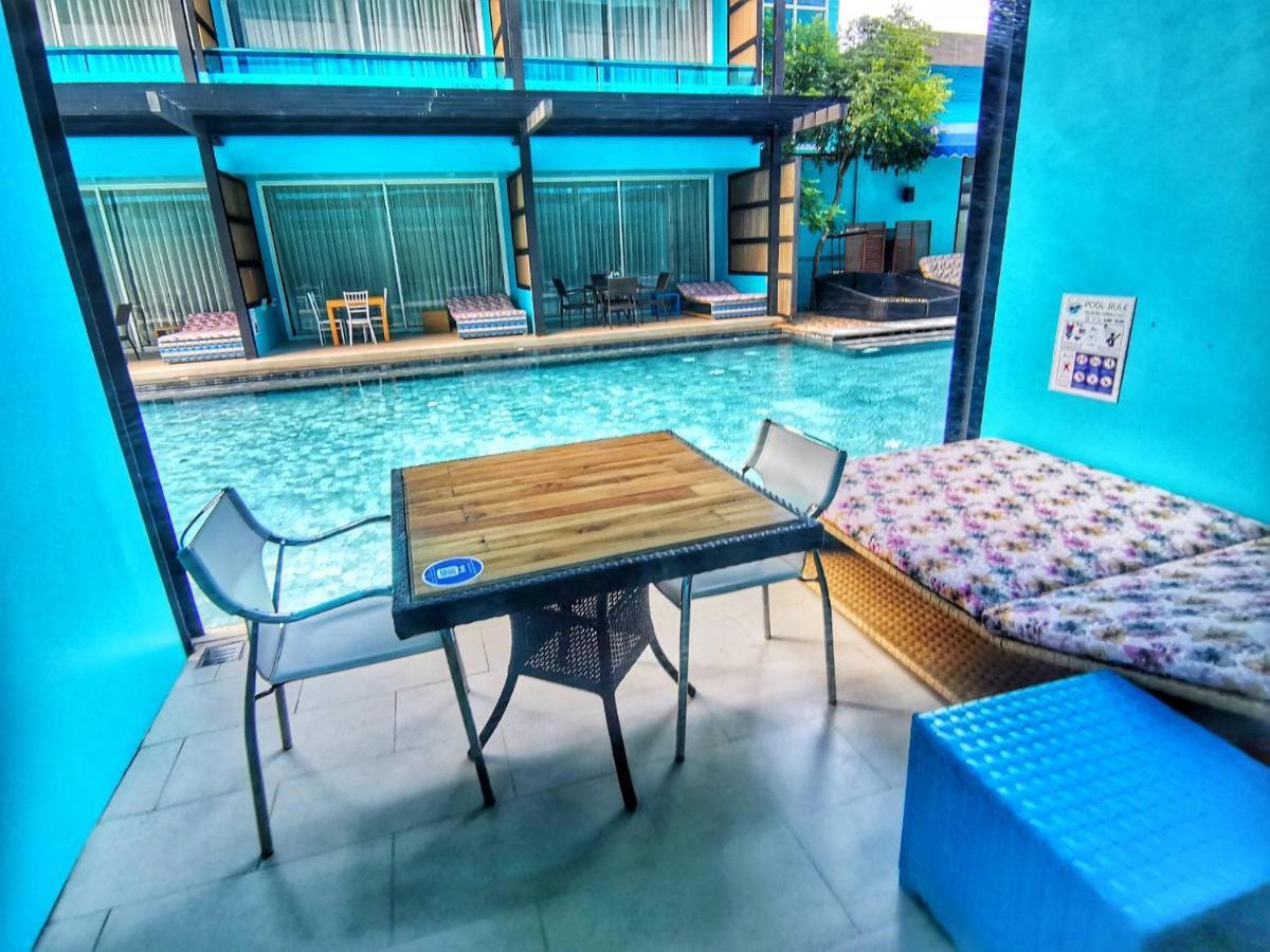 Beach Walk Boutique Resort Bang Saen Luaran gambar