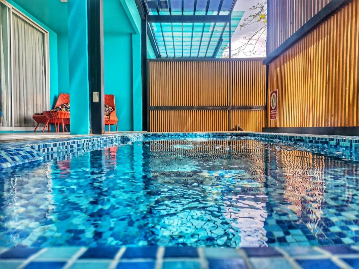 Beach Walk Boutique Resort Bang Saen Luaran gambar