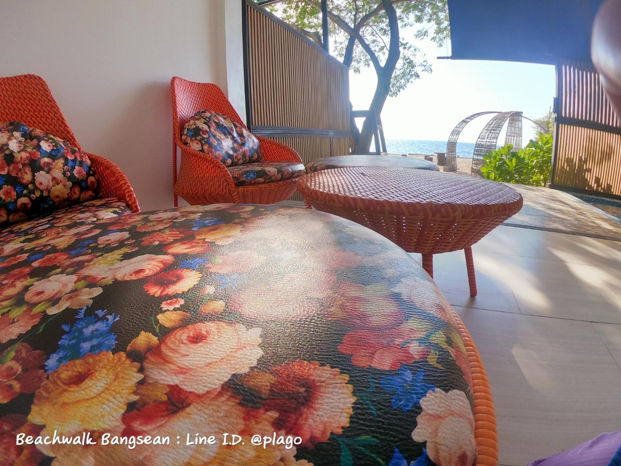 Beach Walk Boutique Resort Bang Saen Bilik gambar