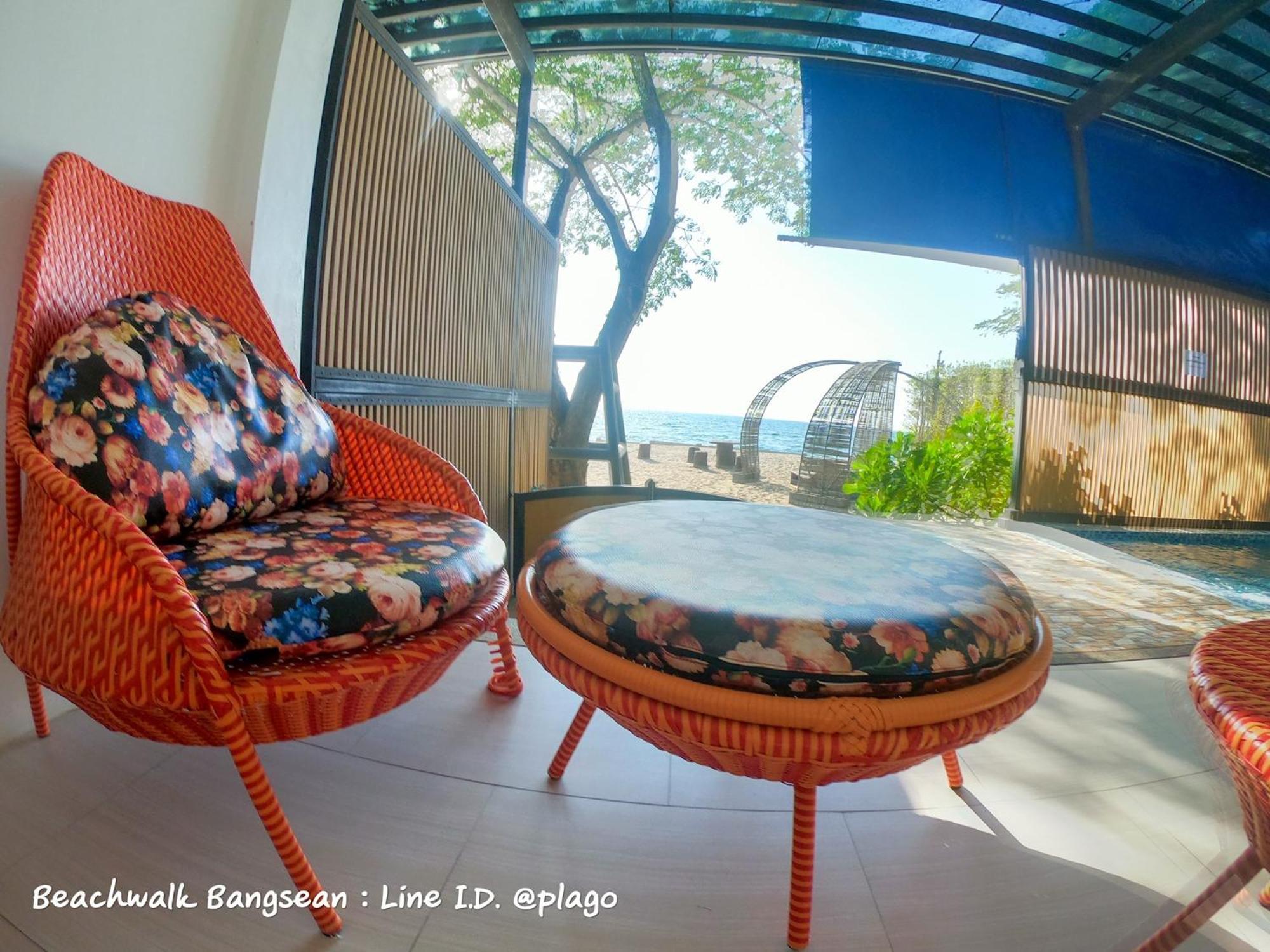Beach Walk Boutique Resort Bang Saen Bilik gambar